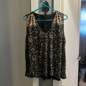 women’s sleeveless top